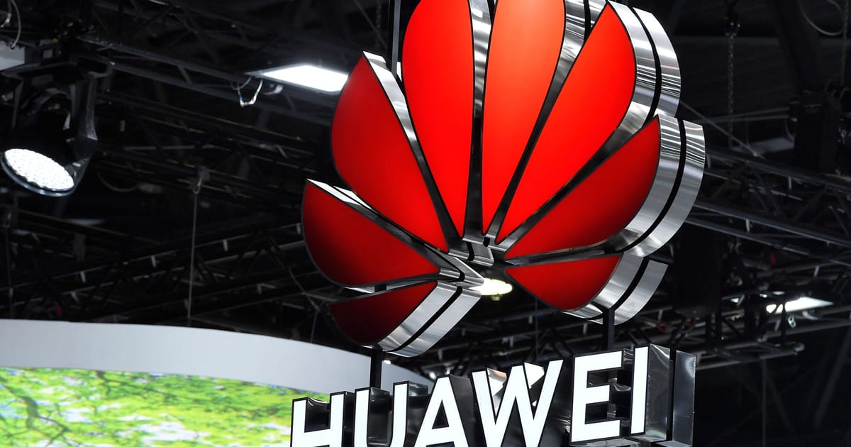 EU executive to block Huawei from its contracts